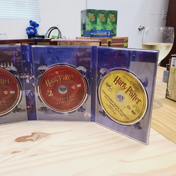 Harry Potter and the Chamber of Secrets (Four-Disc Ultimate Edition) DVD year 2 - Picture 6 of 8